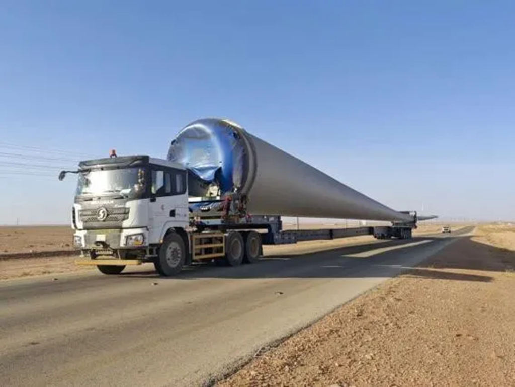 A Transporting Miracle in the Rub' al Khali Desert