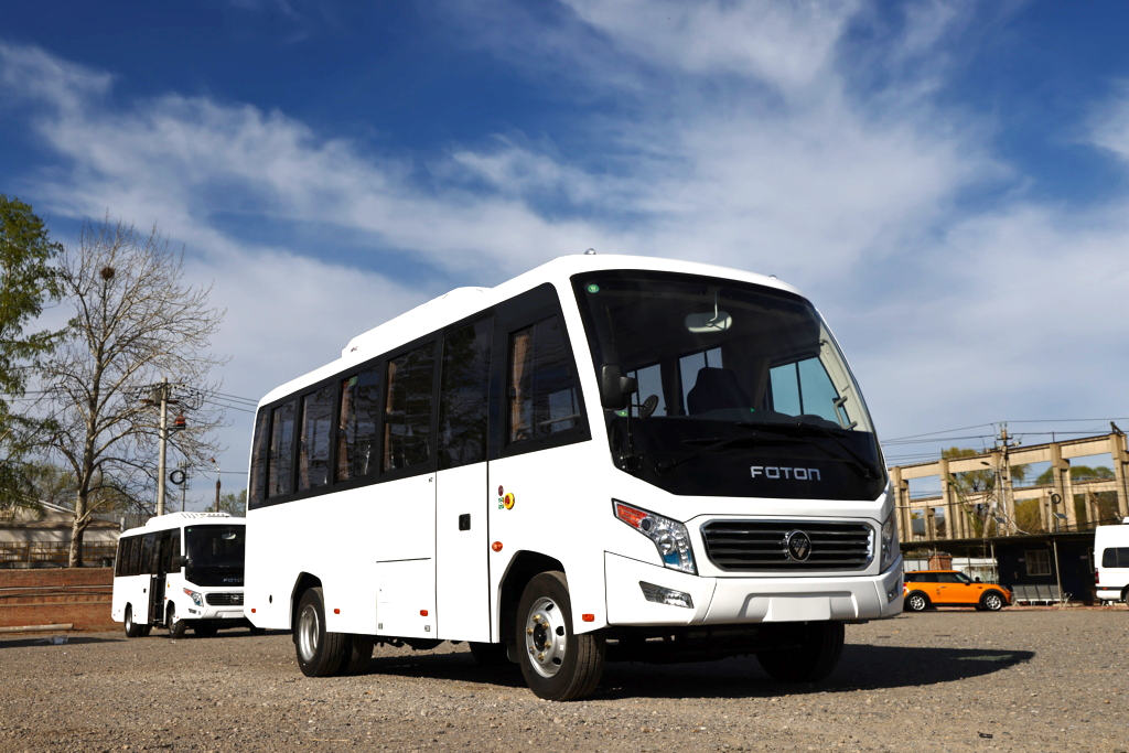 北汽福田向中东大客户交付100台定制校车，助力教育通勤本土化战略