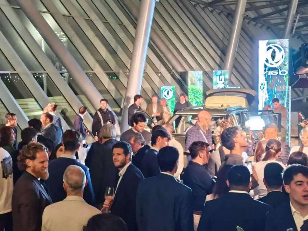 再拓南美市场新蓝图 东风进出口公司携DONGFENG VIGO登陆乌拉圭