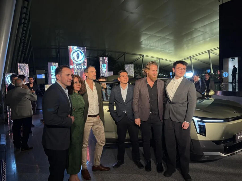 再拓南美市场新蓝图 东风进出口公司携DONGFENG VIGO登陆乌拉圭