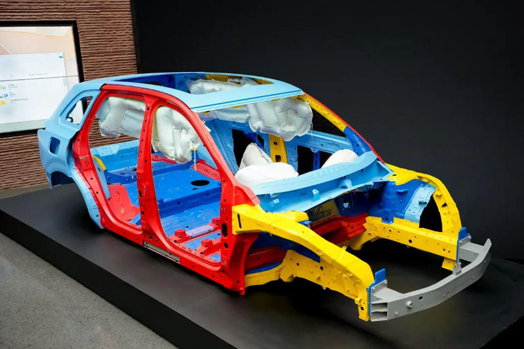 Hongqi HS6 PHEV Pre-sale Starts at 178,800 Yuan: Redefining "A Better Five-Seat" as "The New-Generation Hongqi"