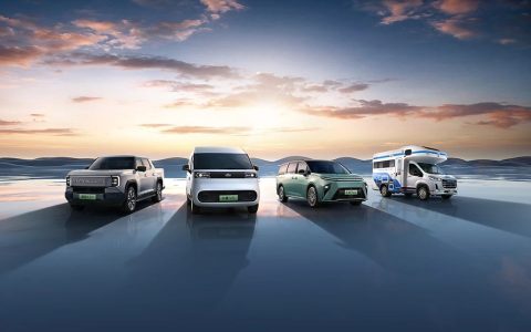 焕新领航！大通“众辉标”锚定全球轻商，无人客货车+宁德时代合作构建创富生态