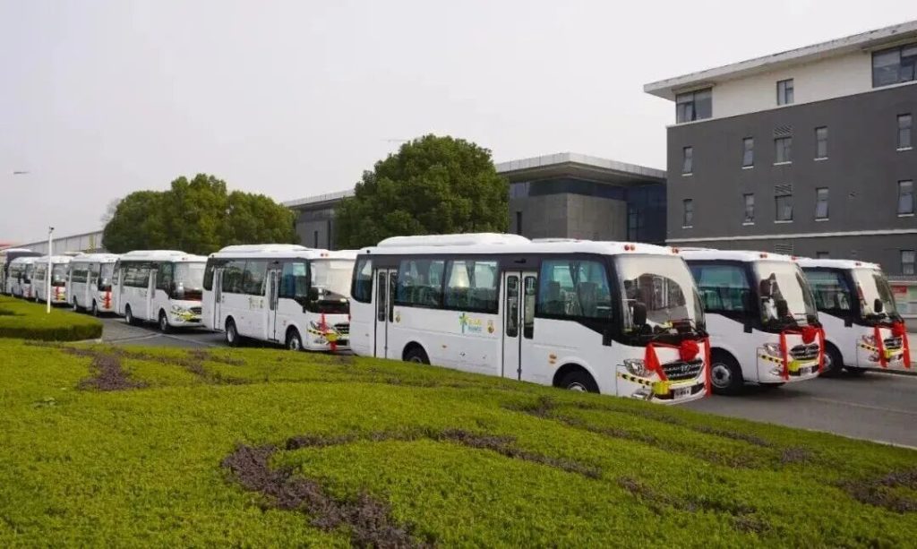 累计交付1800台！安凯客车谱写2025中沙交通合作新篇章