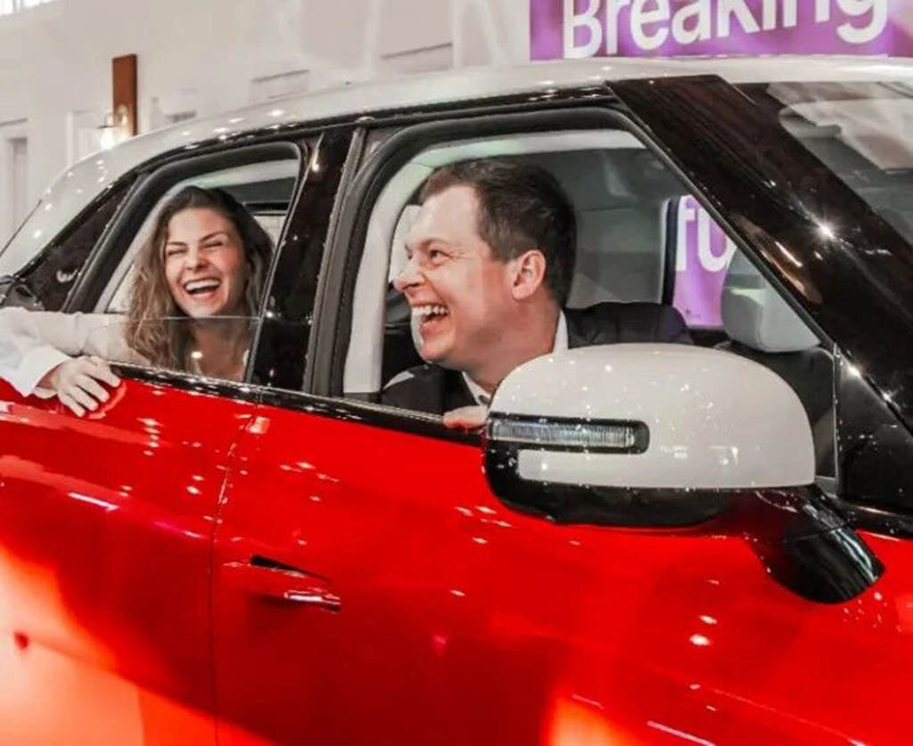 三车登场、展厅开业！东风汽车圈粉新西兰