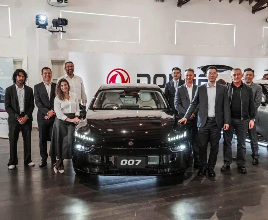 三车登场、展厅开业！东风汽车圈粉新西兰