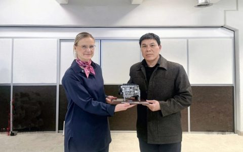 玉柴李汉阳率队走访德国道依茨公司