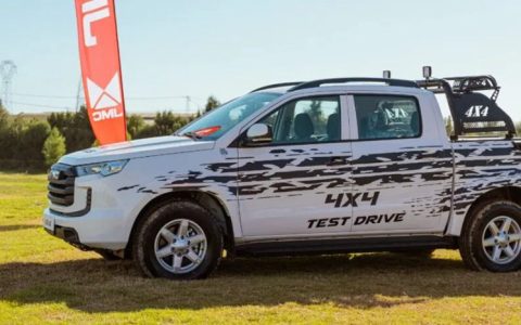 江铃宝典闪亮登陆突尼斯