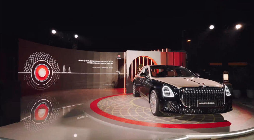 红旗金葵花国雅，耀现阿联酋SailGP荣耀之夜