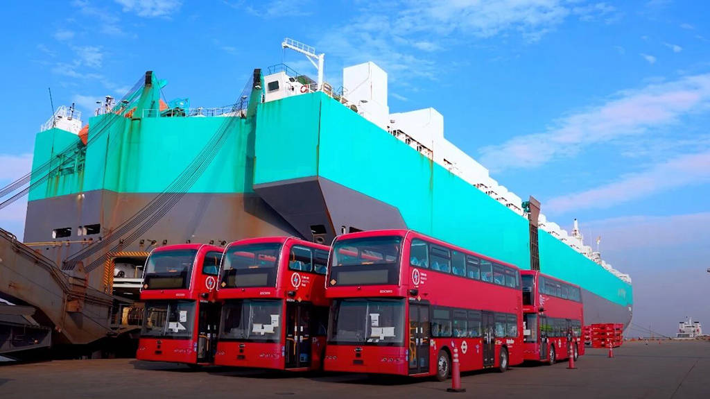 比亚迪获11月新能源客车出口冠军！全球化布局持续提速