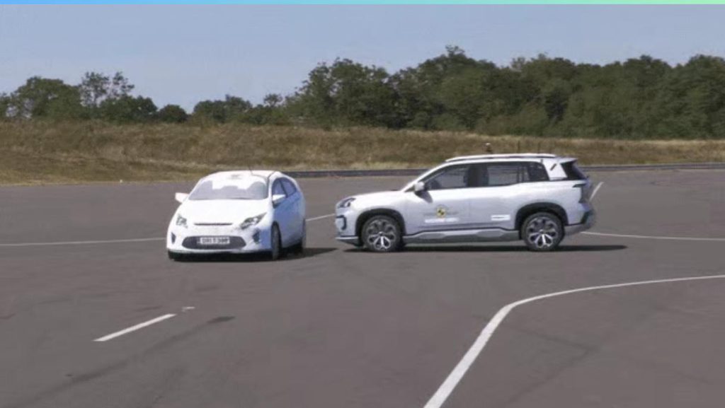 欧澳“双五星”安全认证！广汽埃安AION V重塑安全新标杆