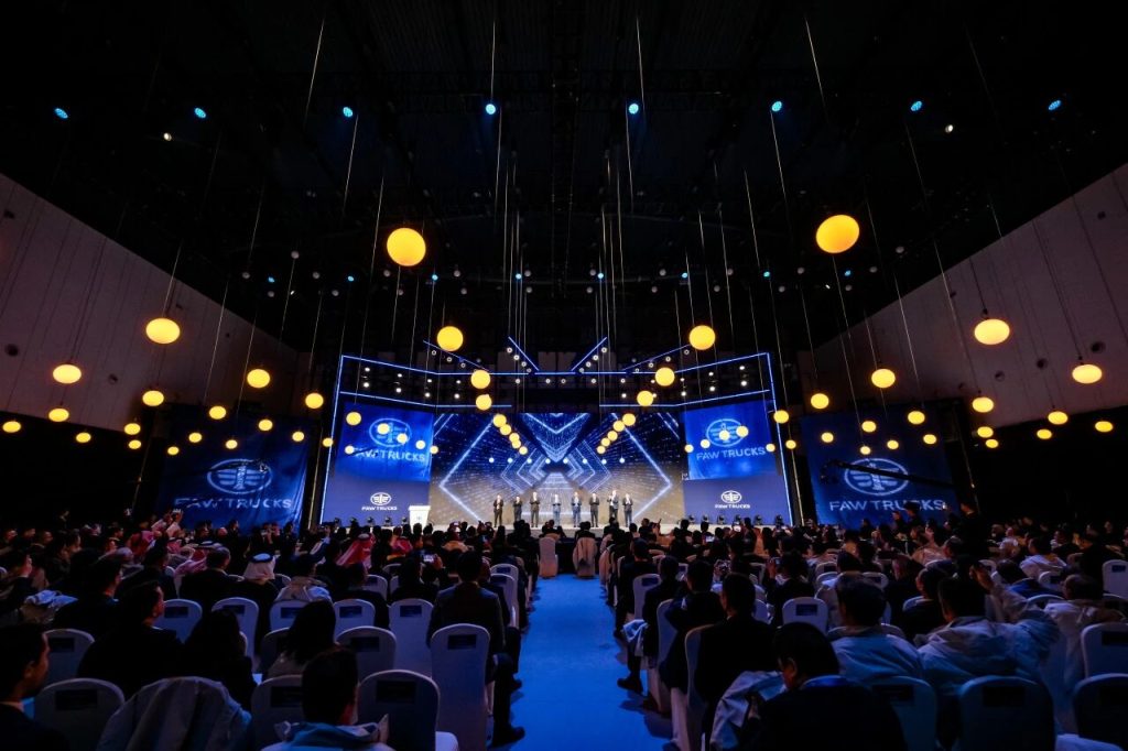 剑指8万辆！一汽解放2026全球合作伙伴大会海外合作伙伴大会胜利召开！