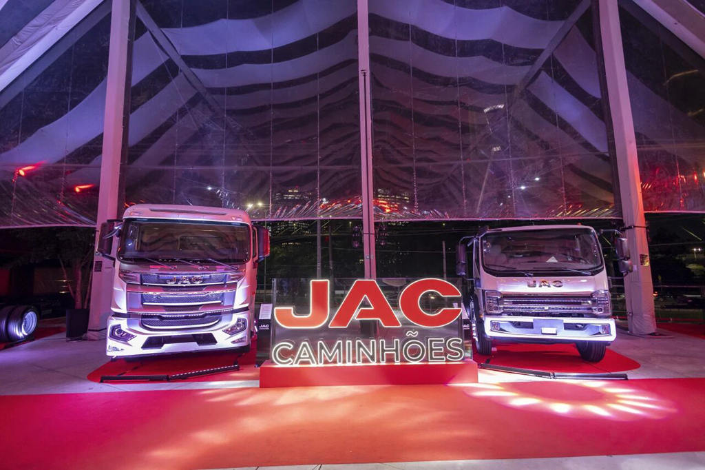 深耕南美，再启新程！江汽集团轻重卡产品正式登陆巴西市场