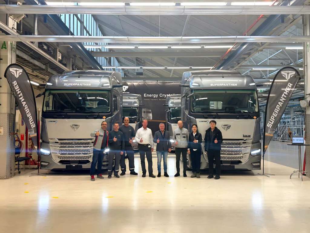 速豹 eTOPAS 600电动重卡首批下线并通过德国标准单车认证！