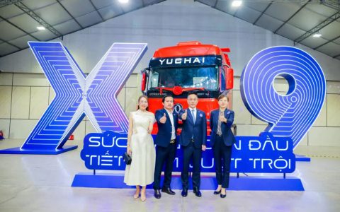 东风进出口携DONGFENG X9牵引车登陆越南干线运输市场