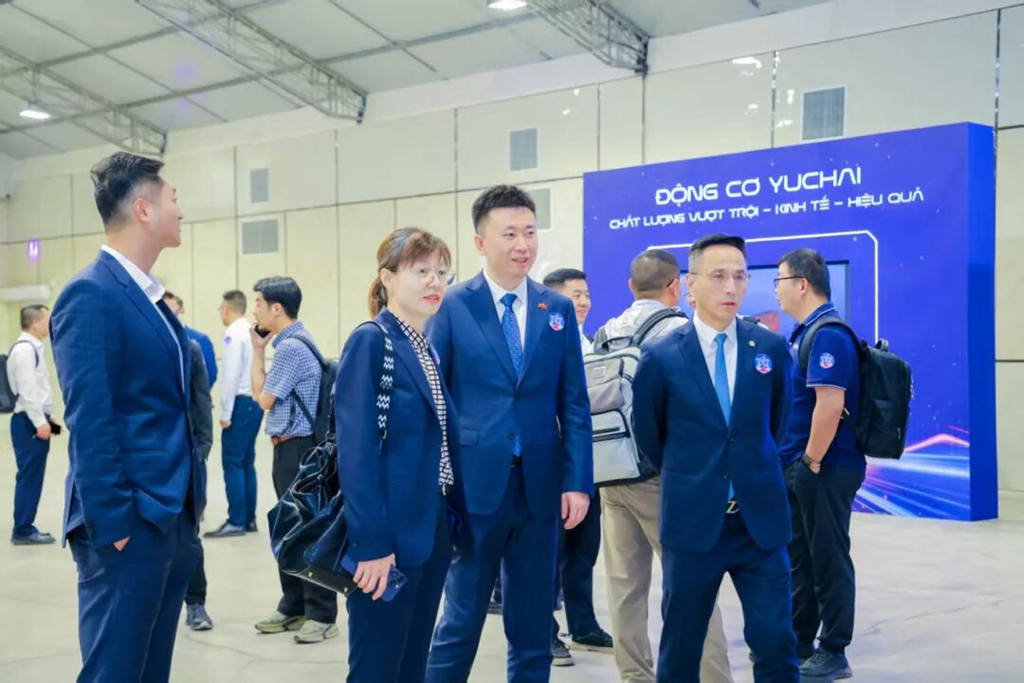 东风进出口携DONGFENG X9牵引车登陆越南干线运输市场