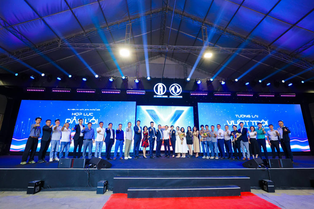 东风进出口携DONGFENG X9牵引车登陆越南干线运输市场