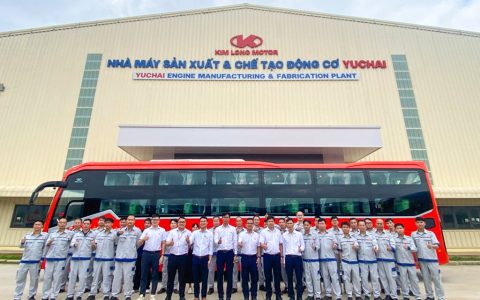 玉柴越南工厂生产的首台重型发动机成功试车