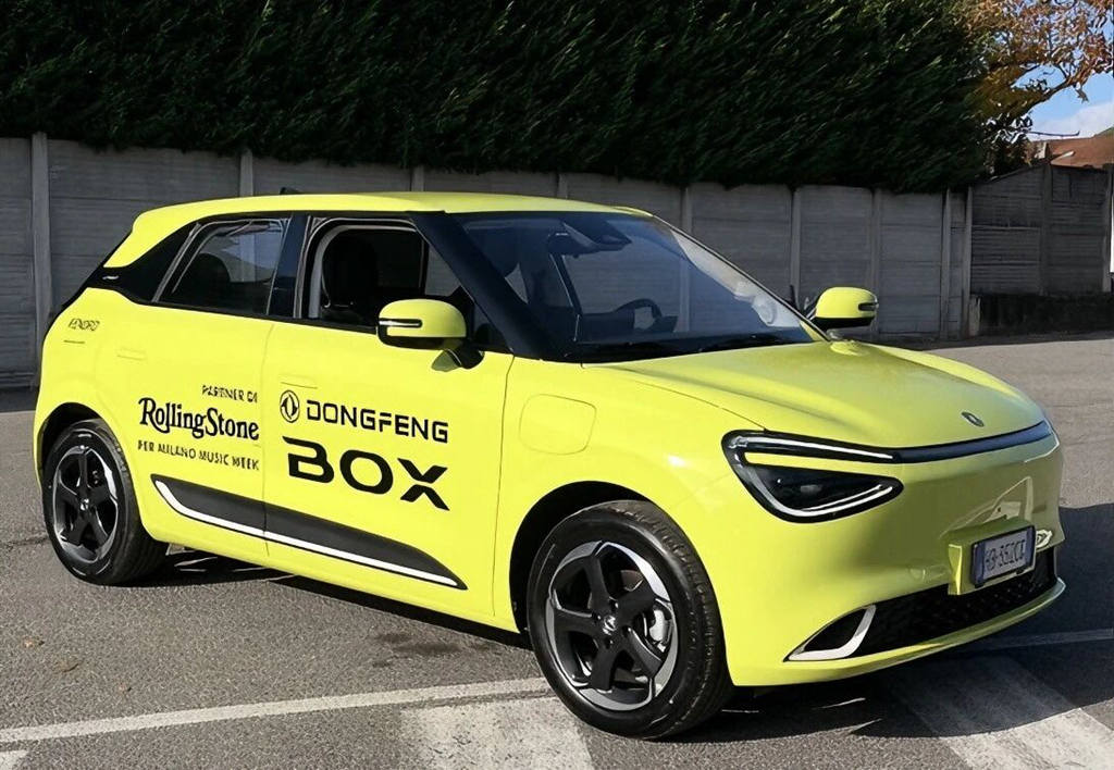 东风进出口公司乘用车海外事业部12月出口汽车总量22172辆，同比增长271%