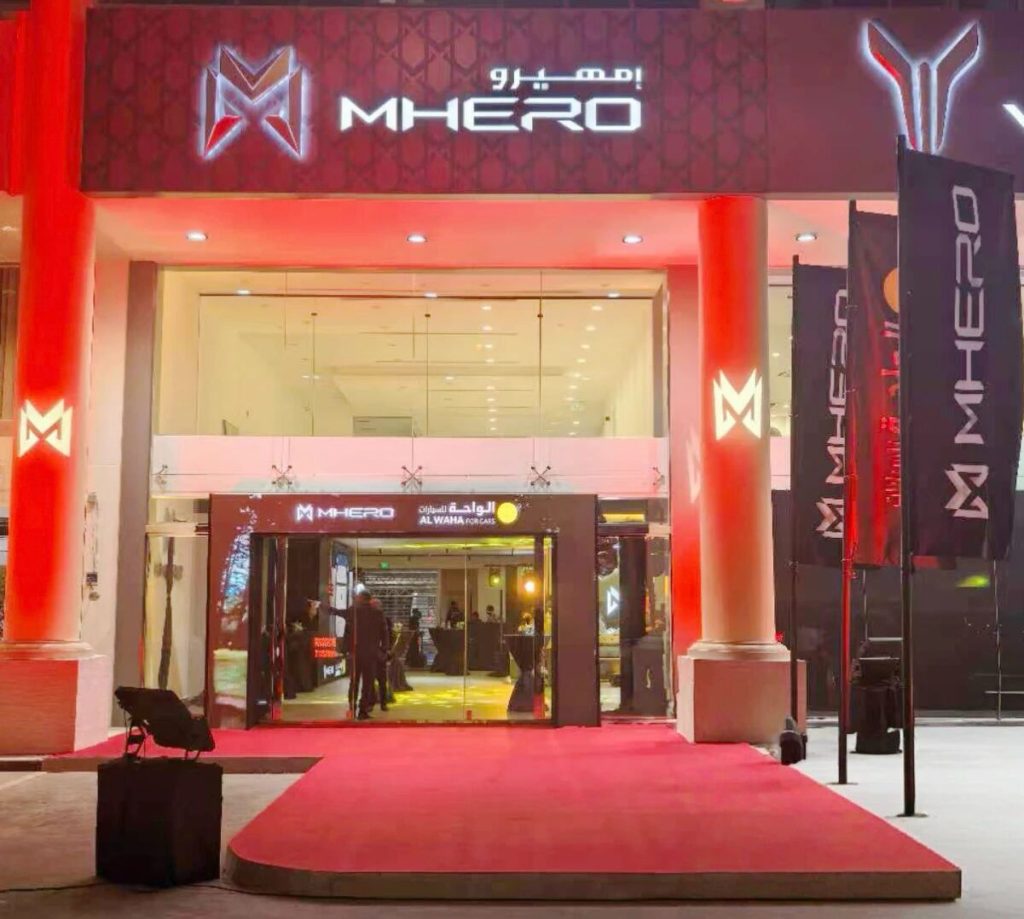 MHERO 猛士海外版卡塔尔旗舰店开业！MHERO II 首秀即出圈，深耕中东豪华越野市场