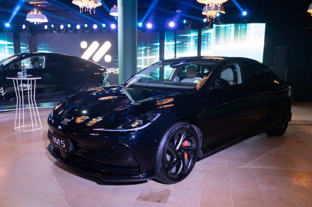 智己汽车重磅登陆阿联酋与突尼斯，强势开启2026全球化征程