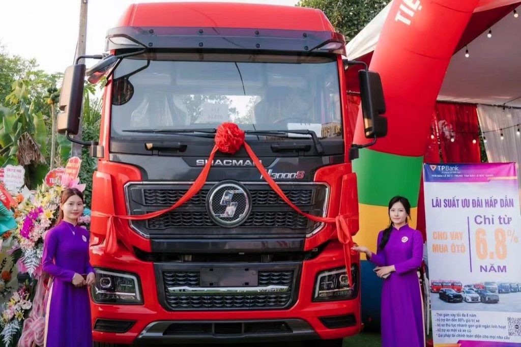 SHACMAN H3000S Arrives in Northern Vietnam: Empowering Port Container and Cross-Border Logistics