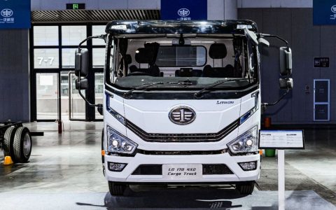 解放轻卡出海再提速，64辆虎6G发运菲律宾