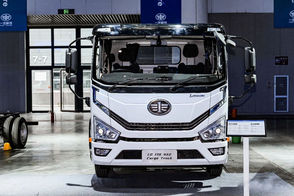 解放轻卡出海再提速，64辆虎6G发运菲律宾