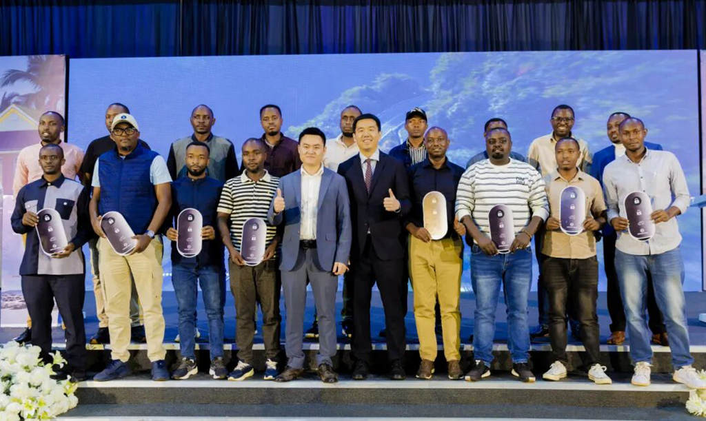 天际扬帆！东风汽车凭硬核实力驶向全球！