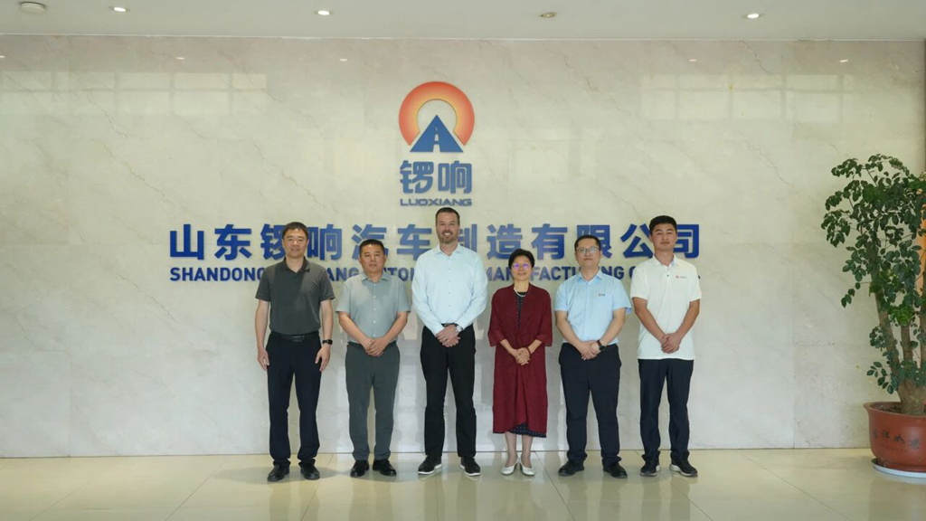 凡士通团队到访锣响挂车开展座谈交流