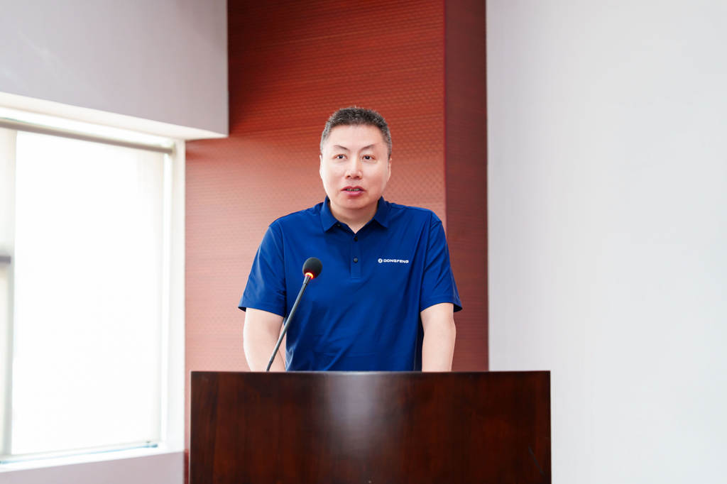 冲击商用车4万台目标,东风进出口构建一体化商用车出海体系