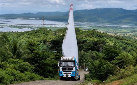 SHACMAN X5000: Hauling 100-Tonne Turbine Blades Across the Southeast Asian Mountainous Areas
