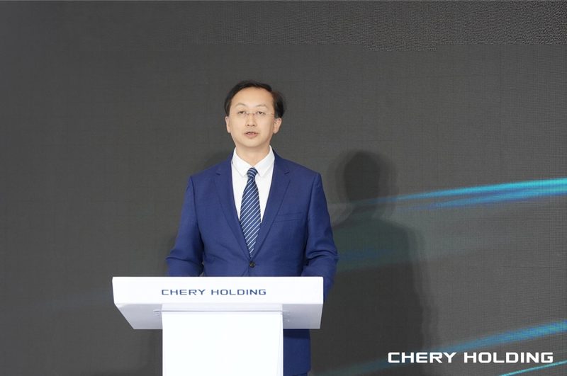 联合重卡全球一体化运力解决方案汉诺威发布 非欧运输走廊首台客户车辆同步交付!