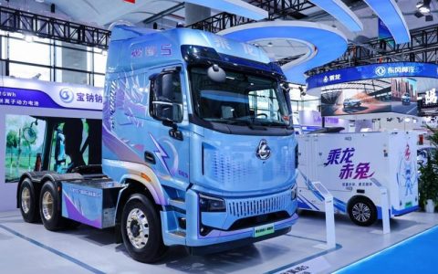 智启零碳出海，东风柳汽乘龙全新产品矩阵登陆东博会