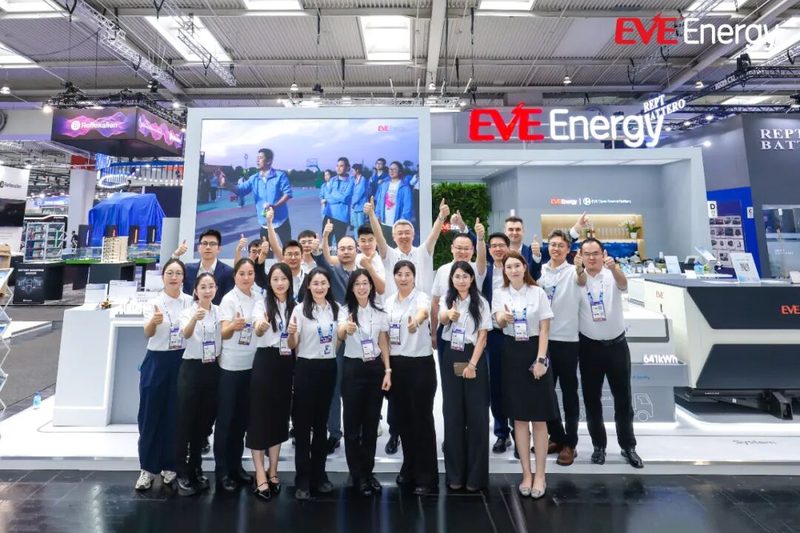 亿纬锂能开源电池AI Battery亮相2026 IAA