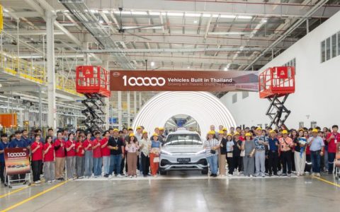 比亚迪泰国工厂第10万辆新能源汽车下线并举行新车交付仪式