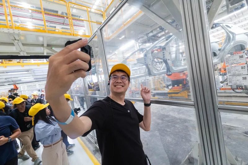 比亚迪泰国工厂第10万辆新能源汽车下线并举行新车交付仪式