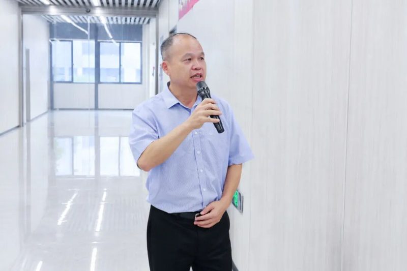 金旅客车全球营销中心正式启用，集团领导考察鼓劲