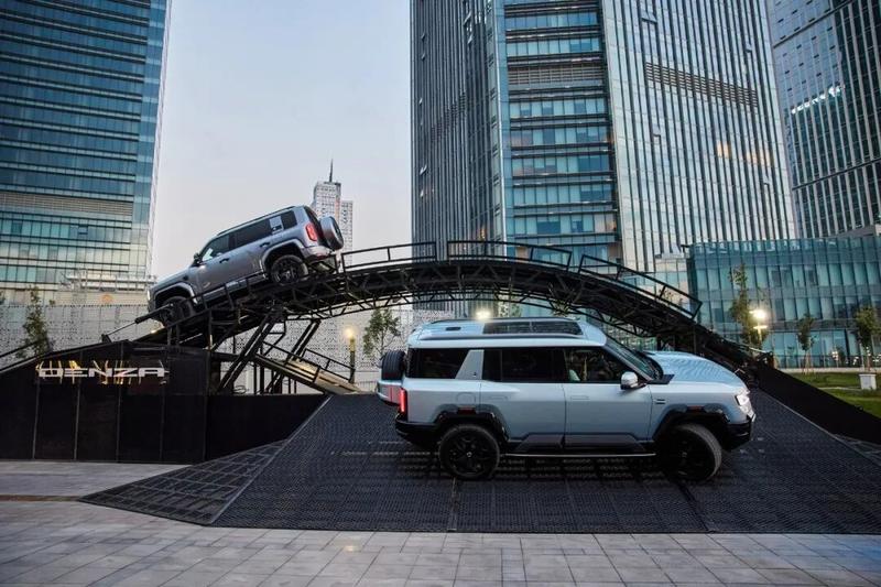 比亚迪第三届电动出行嘉年华闪耀中亚，BYD Ti 7正式上市乌兹别克斯坦
